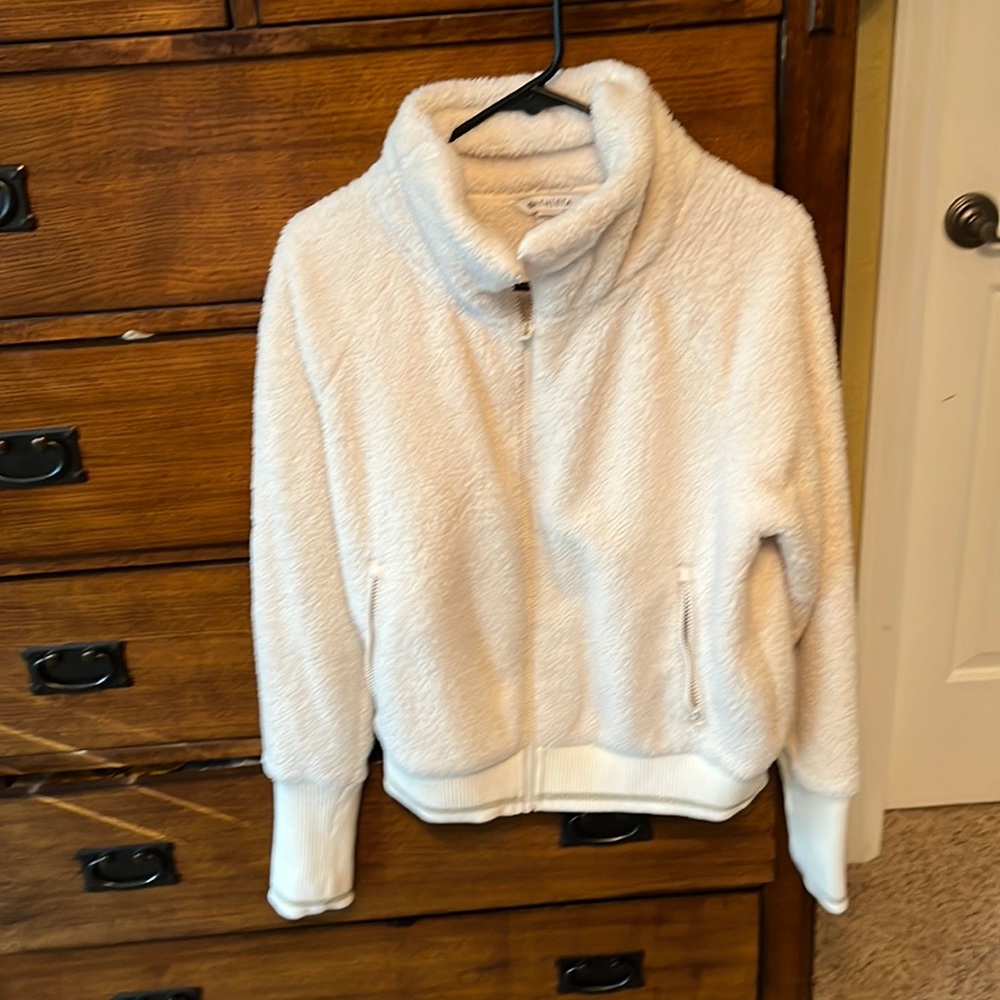 Athleta zip up shearling jacket